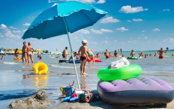 Tihanyi kutatók: nincs a Balatonban szemmel látható algatömeg