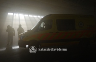 A kaposvári mentőállomáson gyakorlatoztak a tűzoltók