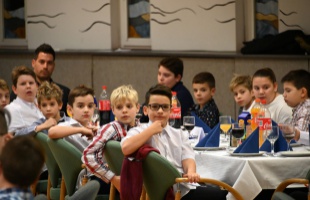 A korosztályok legjobbjait is díjazták a vízilabdás évzárón