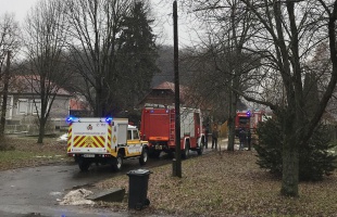 Raktártűzhöz riasztották a tűzoltókat Szennába
