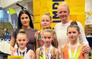 16 éremmel tértek haza Győrből az LSC ritmikus gimnasztikázói
