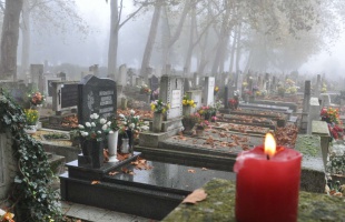 Polgárőrség: újraélesztő készülék is lesz a kaposvári temetőkben