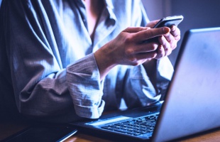 Nagyon elszaporodtak az SMS-es csalások