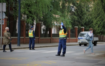 Három nap alatt 117 gyalogossal szemben intézkedtek a rendőrök Somogyban, mert szabálytalanul mentek át az úton