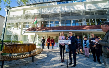 Korszerű hőszigetelő rendszert és fűtést, új nyílászárókat, takarékos világítást kapott a megyei könyvtár