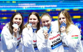 Rövidpályás úszó-vb - Ezüstérmes a 4x200 méteres női gyorsváltó
