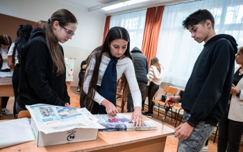 Kreativitásukat és szakmai tudásukat tették próbára a diákok a kereskedelmi vetélkedőn