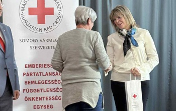 Jubiláló véradókat köszöntöttek a VöröskeresztnélJubiláló véradókat köszöntöttek a Vöröskeresztnél