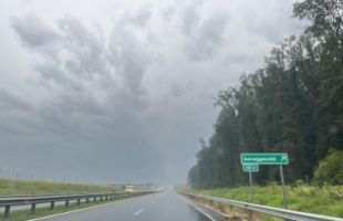 Holnap adják át a 67-es út új, négysávos szakaszát