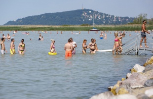 Továbbra is közkedvelt úti cél a Balaton a magyarok körében