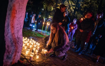 „1956 vívmányai ott élnek minden magyar ember szívében”