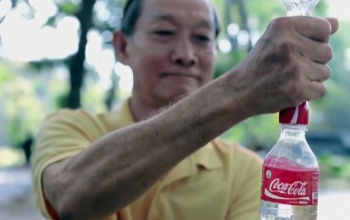 Ha nem is szereted a Coca Colát, emiatt tuti oda leszel érte!