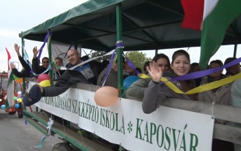 Traktorokon és fogatokon búcsúztak