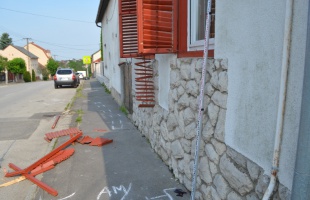 A zsalugáter vette le a motorkerékpárról az ittas férfit