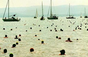 Balaton-átúszás: elhalasztva!
