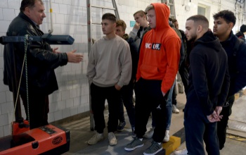 A Gépész diákjai testközelből ismerkedtek meg a műszaki vizsga folyamatával Kaposváron