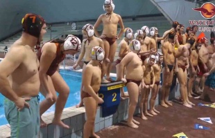 Vízilabda: idén is megküzdöttek egymással a szülők és a gyerekek