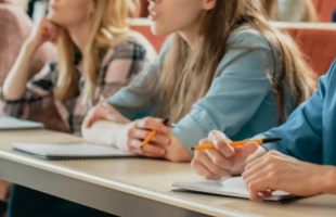 Újraindul az Apáczai Ösztöndíjprogram