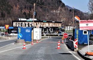Mit szabad a csomagban kivinni és mit behozni? - Segít a NAV