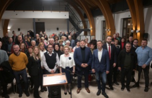 Ismét Gelencsér Attilát javasolja képviselőjelöltnek a Fidesz kaposvári alapszervezete