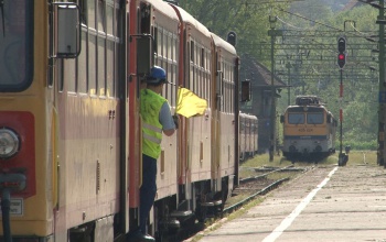Új, kedvezményes vasúti bérlet a fiataloknak