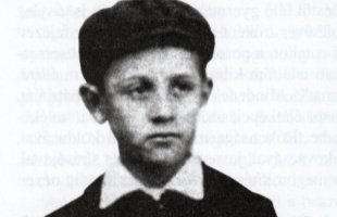 Polgártársunk, Fekete István (Kaposvár 1910-ben)