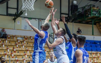 Ha egyszer egy csapat vérszemet kap...