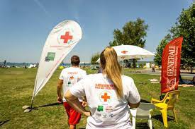 Háromszáz önkéntes vigyáz a strandolókra a Balatonon