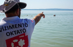 Online oktatást indítanak májustól a vízimentők