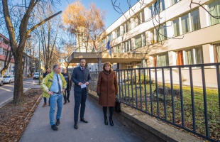 Megújult a közgazdasági szakközépiskola, felére csökkent az iskola energiaigénye