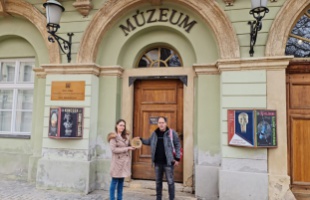 Emléktáblát készítettek a Rippl-Rónai múzeumnak
