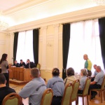 B. József Lillától kérdezett