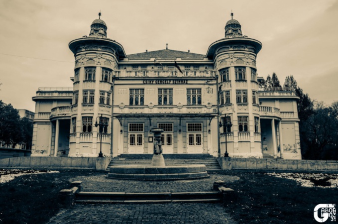 Hatvanéves az állandó színtársulat