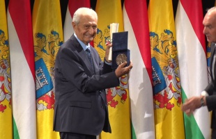 Dr. Debreczeni László kapta idén a Szabadságért Kaposvár Emlékérmet