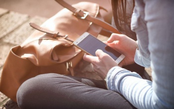 Telefonnal tanulhatják a pénzügyeket