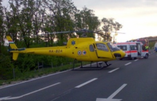 Mentőhelikopter vitte kórházba a sérültet