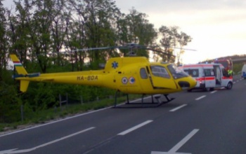 Mentőhelikopter vitte kórházba a sérültet