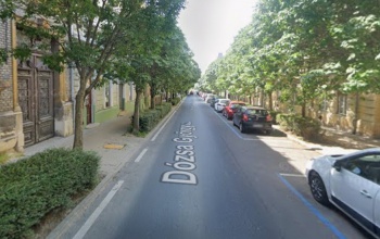 Ideiglenesen lezárják a parkolóhelyeket a Dózsa György utcában