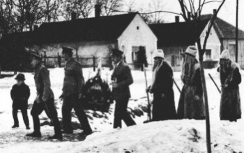 A Balaton-vidéki bábtáncoltató betlehemezés
