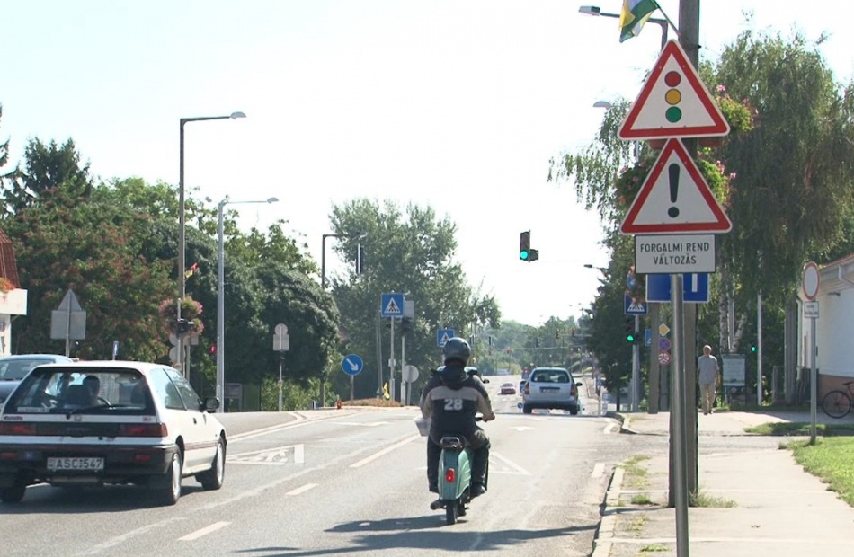Elkészültek a jelzőlámpás csomópontok