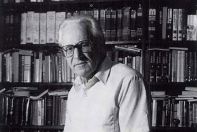 Húsz éve leplezték le Hanák Péter történész emléktábláját