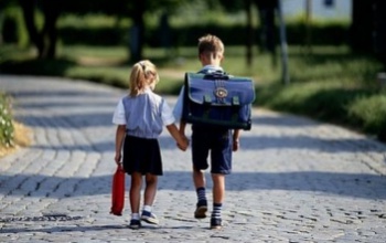 Csökkent az óvodások és iskolások száma