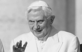 Jövő csütörtökön helyezik végső nyugalomra XVI. Benedeket