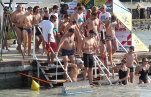 Megtartják szombaton a 32. Balaton-átúszást