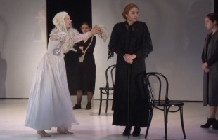 A kecskeméti siker után Kaposváron is színpadon a Bernarda Alba háza