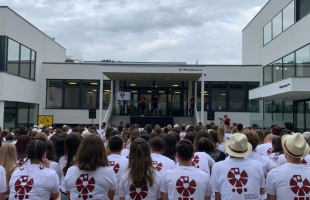 Már pályázhatnak a középiskolák az október 23-i utazásra