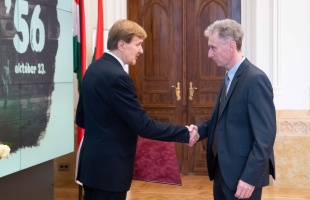 Miniszteri elismerést kapott Dr. Pillér Árpád, a Kaposi Mór Kórház főorvosa