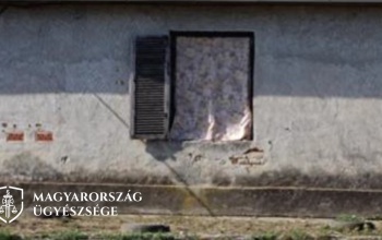 Arcon ütötte exének új párját, majd felvételt készített a lányról átöltözés közben