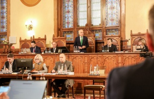 Biztonságos működés és újabb fejlesztések – 26 milliárdos költségvetéssel számol idén Kaposvár