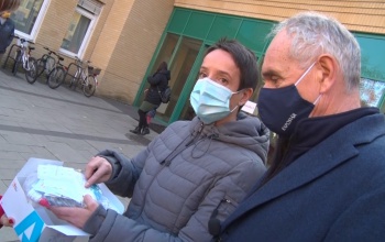 Kétezer gyorstesztet adott a város a kórháznak